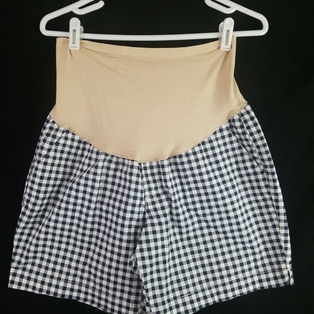 High Waist Cream and Black Shorts with Gingham Design